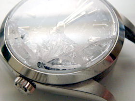 ����Ă��܂����K���X�̉摜