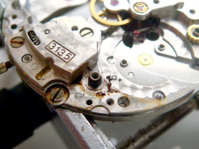 �N���A�����X�𒲐�����l�W�̉摜