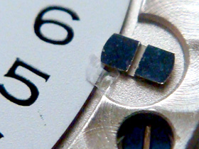 �K���X�̔j�Ђ̉摜