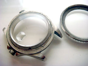 ��]�x�[���ƃP�[�X�̉摜